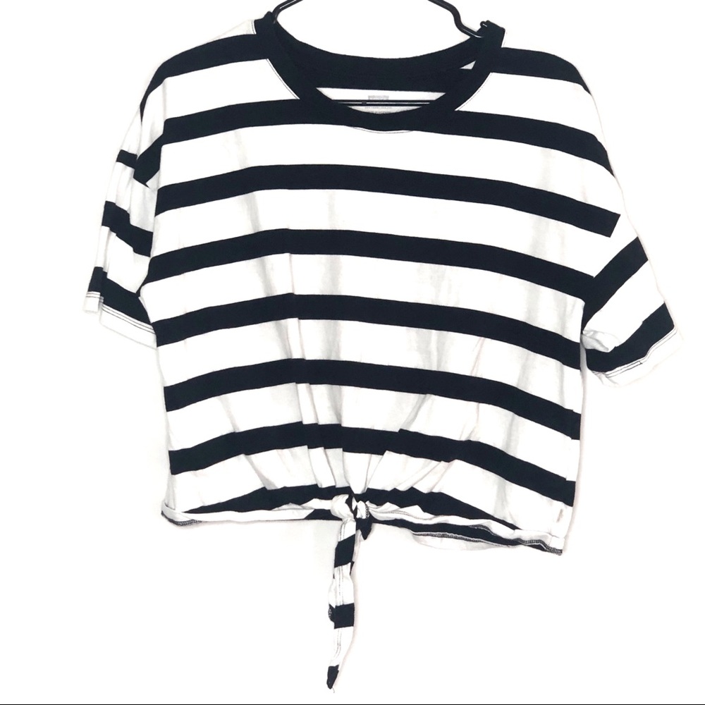Levi's Black and White Striped Crop Top